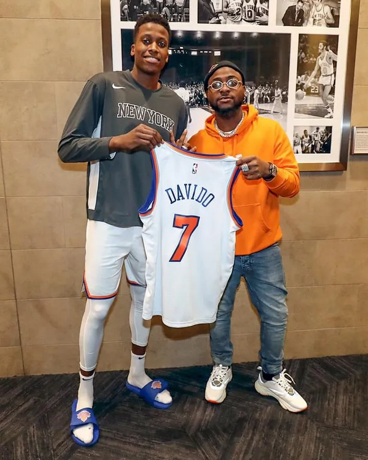 Davido with Knicks guard Frank Ntilikina at Madison Square Garden
